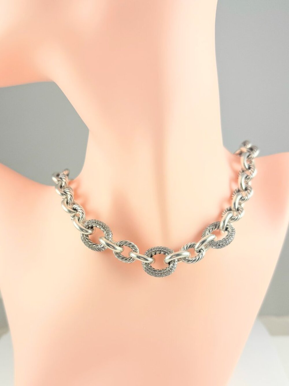 DAVID YURMAN SS 3 DIAMOND OVAL NECKLACE